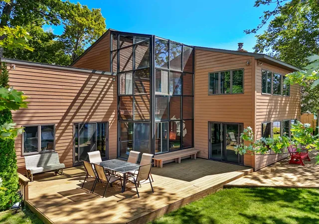 2nd image of 311 E Lake Mitchell Dr, Cadillac, MI 49601 | MLS# 78080070442