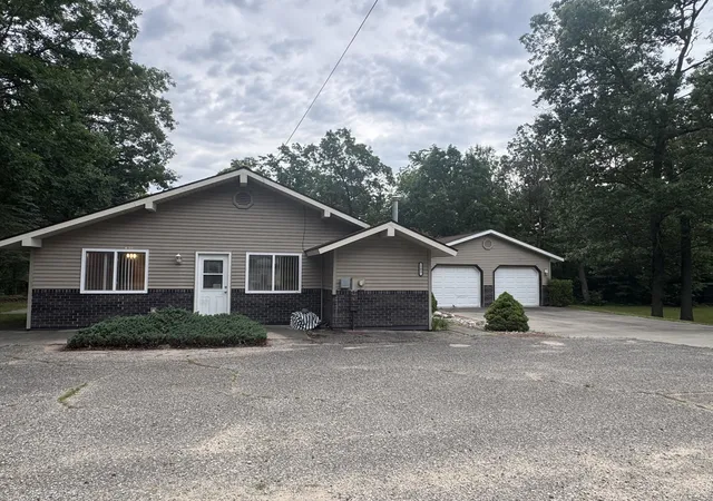 1st image of 103 White Birch, Houghton Lake, MI 48629 | MLS# 77080070446