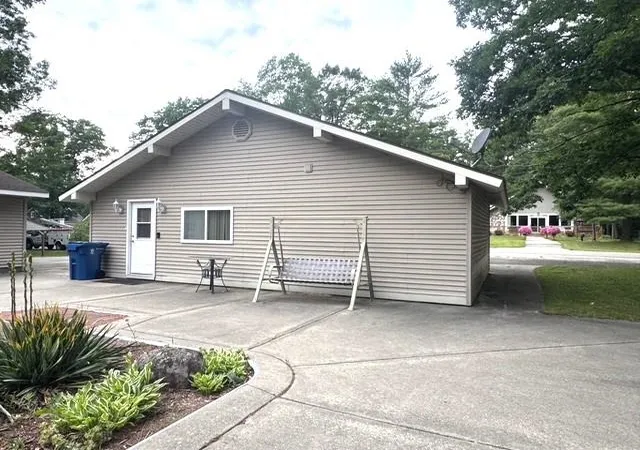 Photo 3 of Single family home for sale at 103 White Birch, Houghton Lake, MI 48629 | MLS# 77080070446 | Listing updated on 2026-07-31
