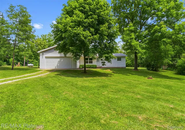 3rd image of 8370 W Rolston Rd, Linden, MI 48451 | MLS# 20261049672