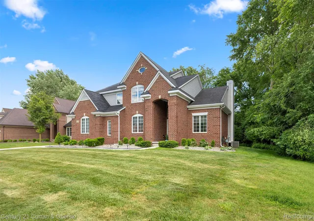 1st image of 27363 Oxford Dr, Southfield, MI 48033 | MLS# 20261049682