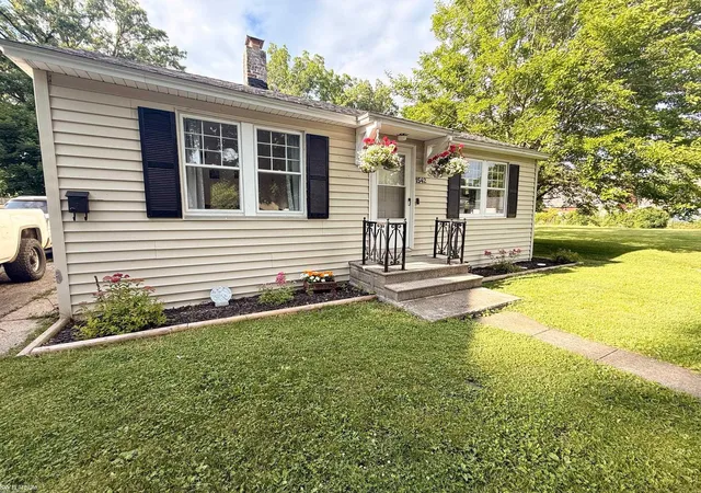 Photo 2 of Single family home for sale at 1542 Vermont St, Saginaw, MI 48602 | MLS# 58050213352 | Listing updated on 2026-06-30