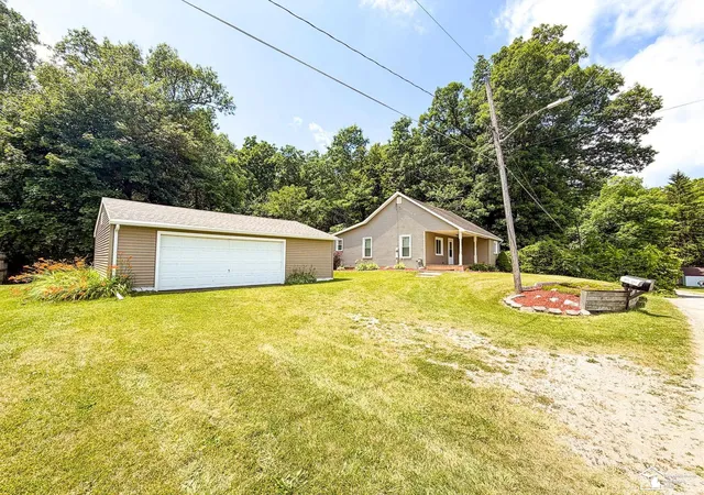 51st image of 1051 Elm St, Manitou Beach, MI 49253 | MLS# 57050213371