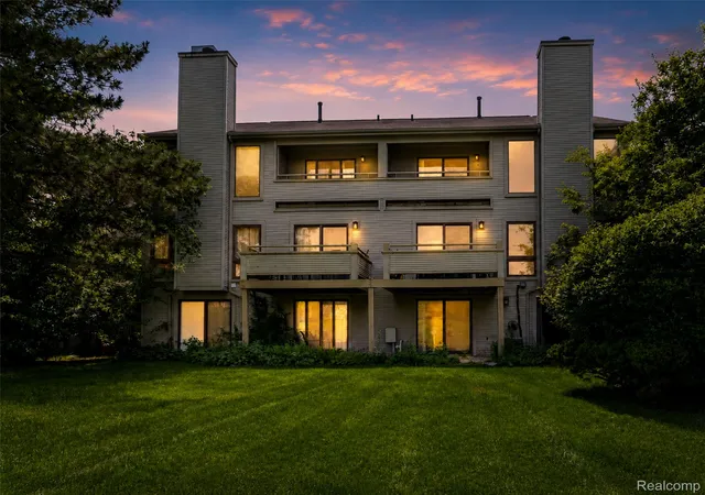 37th image of 754 Ashley Cir, Rochester Hills, MI 48307 | MLS# 20261049734