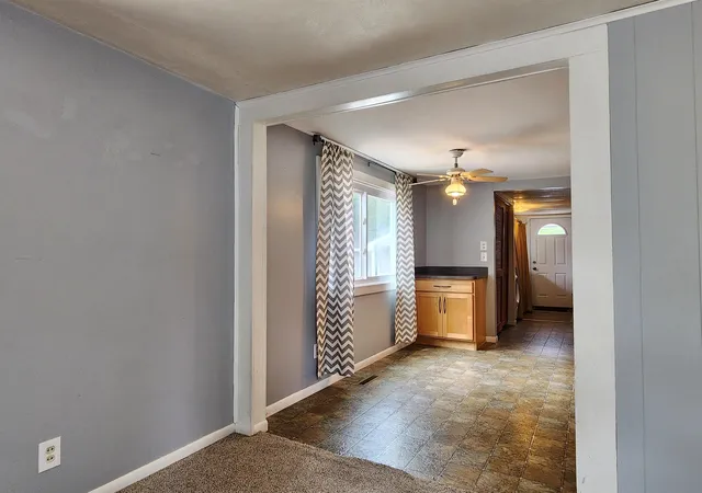 Photo 4 of Single family home for sale at 317 Longview Dr, Midland, MI 48642 | MLS# 79080070452 | Listing updated on 2026-07-13