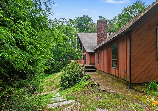 Photo 4 of Single family home for sale at 6696 103rd Avenue, South Haven, MI 49090 | MLS# 69026032955 | Listing updated on 2026-08-28