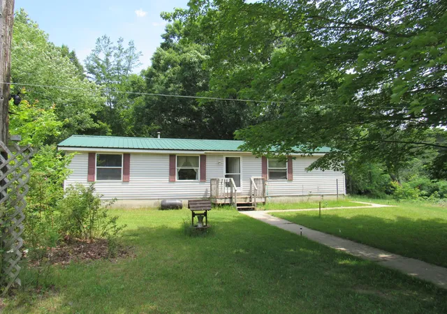 Photo 1 of Sale Pending at 710 N 204th Avenue, Hesperia, MI 49421 | MLS# 71026032956 | Listing updated on 2026-07-10