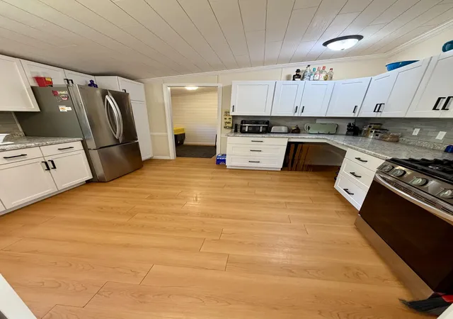 2nd image of 646 George St, Clare, MI 48617 | MLS# 72026032964