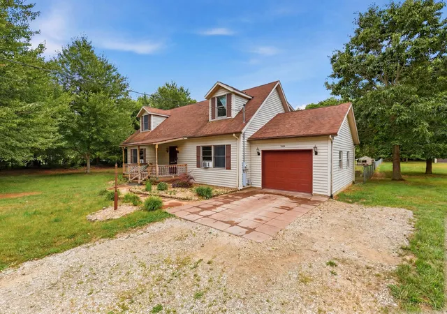 Photo 2 of Single family home for sale at 5850 E Napier Ave, Benton Harbor, MI 49022 | MLS# 69026032974 | Listing updated on 2026-09-14