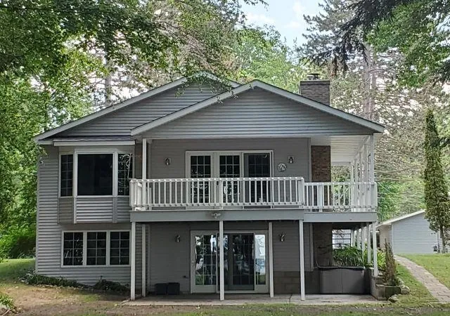 1st image of 200 Mcdonald Dr, Houghton Lake, MI 48629 | MLS# 77080070461