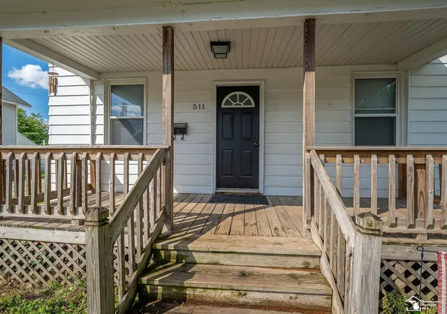Photo 2 of Single family home for sale at 511 W 3rd Street, Monroe, MI 48161 | MLS# 57050213399 | Listing updated on 2026-08-18