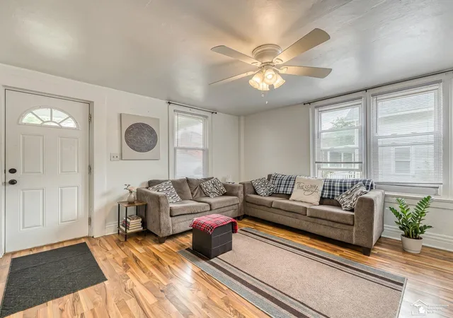 Photo 3 of Single family home for sale at 511 W 3rd Street, Monroe, MI 48161 | MLS# 57050213399 | Listing updated on 2026-08-18