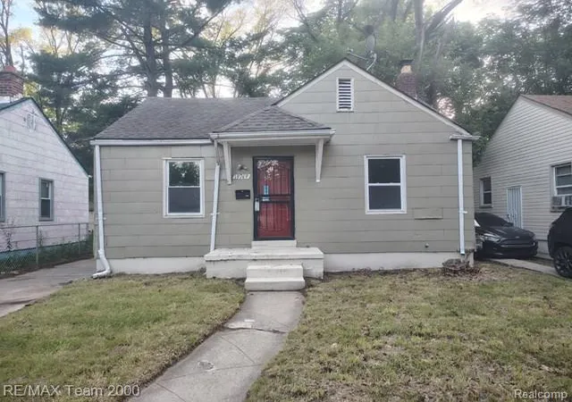 Photo 1 of Single family home for sale at 19749 Glastonbury Rd, Detroit, MI 48219 | MLS# 20261049786 | Listing updated on 2026-08-22