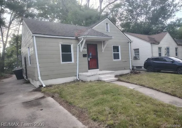 Photo 3 of Single family home for sale at 19749 Glastonbury Rd, Detroit, MI 48219 | MLS# 20261049786 | Listing updated on 2026-08-22