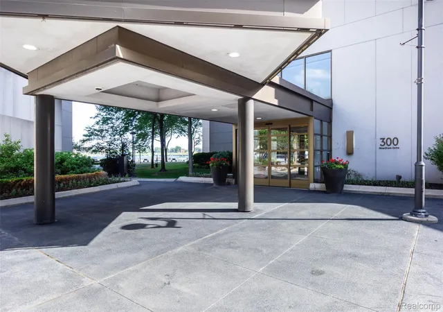 Photo 3 of Condo for sale at 300 W Jefferson Ave #26, Detroit, MI 48226 | MLS# 20261049784 | Listing updated on 2026-09-12