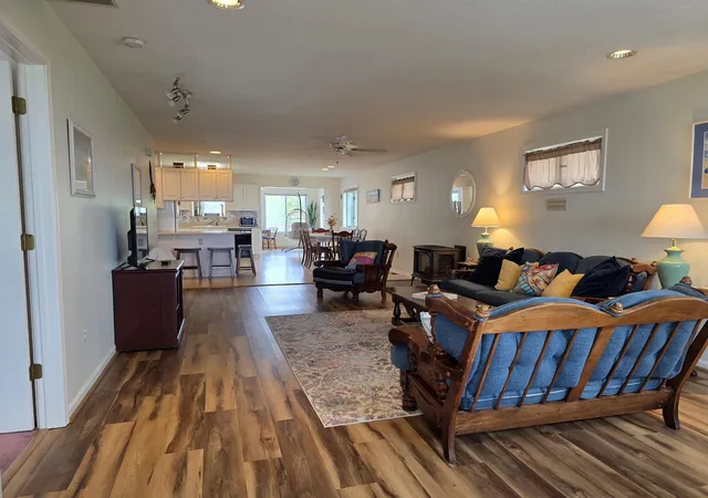 Photo 2 of Single family home for sale at 808 W Lake St, Tawas City, MI 48763 | MLS# 77080070465 | Listing updated on 2026-07-07