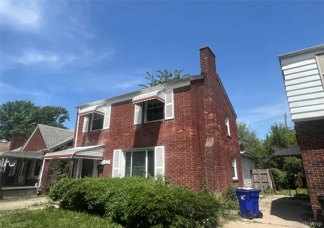Photo 2 of Single family home for sale at 15865 Collingham Dr, Detroit, MI 48205 | MLS# 20261049808 | Listing updated on 2026-07-16