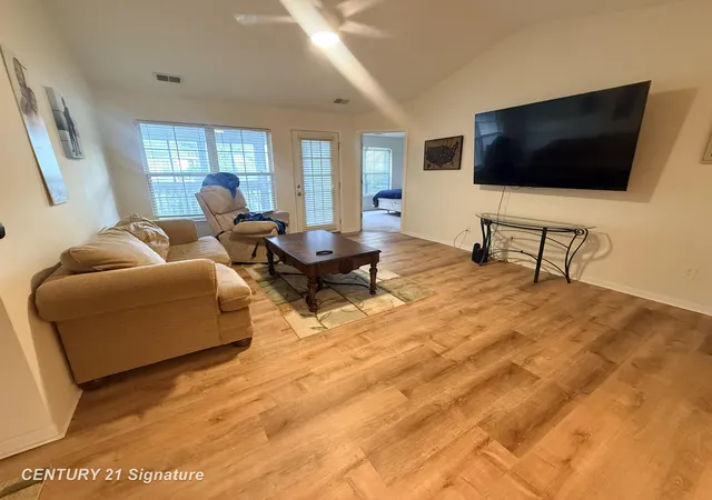 Photo 3 of Condo for sale at 12536 Saint Andrews Way, Fenton, MI 48430 | MLS# 5050213407 | Listing updated on 2026-09-15