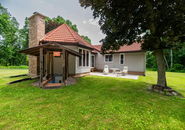 4th image of 989 Mccabe Ave Ne, Ada, MI 49301 | MLS# 65026033014