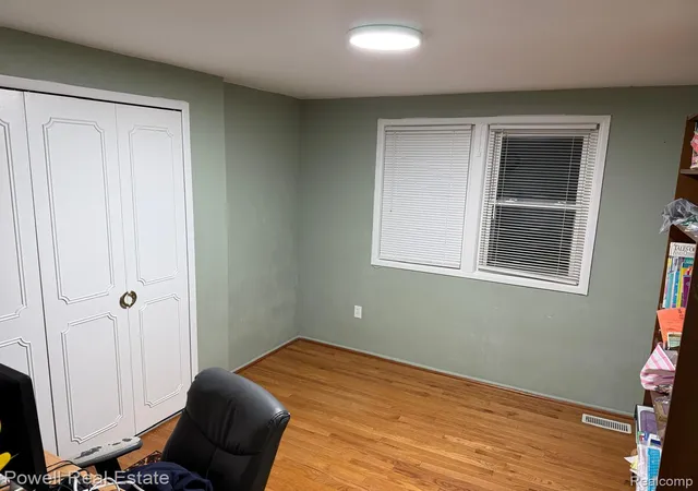 Photo 2 of Condo for sale at 1798 Brentwood Dr, Troy, MI 48098 | MLS# 20261049823 | Listing updated on 2026-09-12