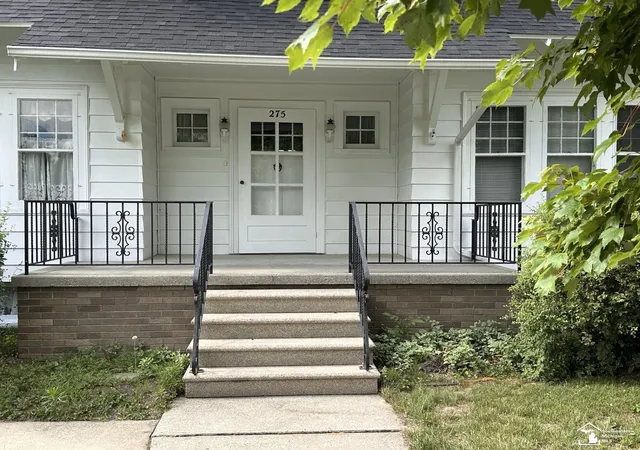 Photo 3 of Single family home for sale at 275 W Vesey St, Petersburg, MI 49270 | MLS# 57050213410 | Listing updated on 2026-09-15