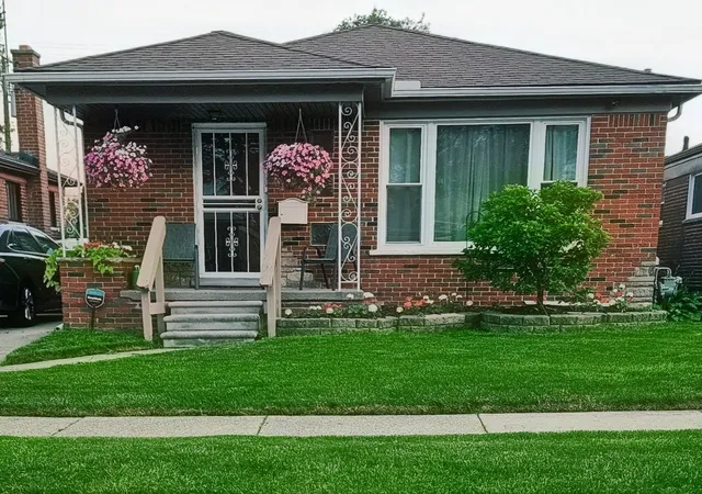 Photo 1 of Sale Pending at 6828 Iowa St, Hamtramck, MI 48212 | MLS# 81026033019 | Listing updated on 2026-08-27