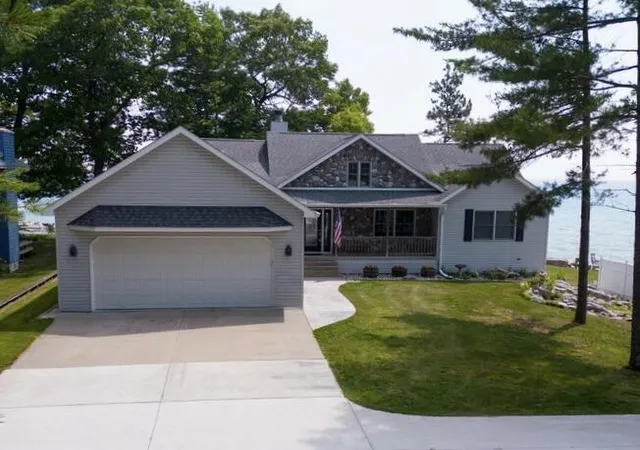 1st image of 126 Baldwin Resort Rd, East Tawas, MI 48730 | MLS# 81026033024