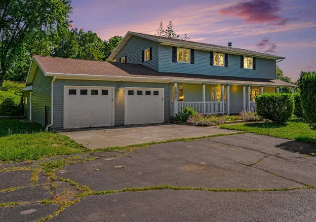 Photo 2 of Single family home for sale at 4761 E Arrowhead Dr, Berrien Springs, MI 49103 | MLS# 69026033023 | Listing updated on 2026-07-02