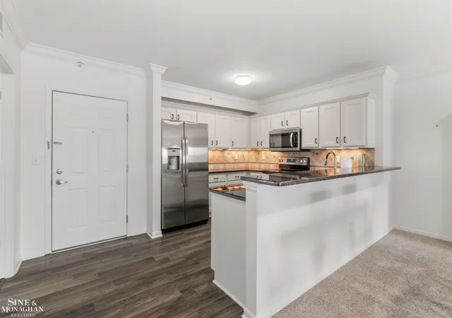 Photo 2 of Condo for sale at 2210 Country Clb Dr, Saint Clair Shores, MI 48082 | MLS# 58050213413 | Listing updated on 2026-08-25