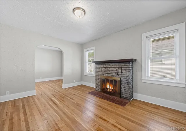 Photo 4 of Single family home for sale at 2058 Cartier St, Flint, MI 48504 | MLS# 20261049859 | Listing updated on 2026-07-06
