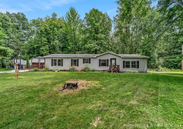 3rd image of 3766 Mary Ave, Newaygo, MI 49337 | MLS# 65026033048