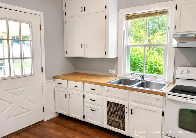 Photo 2 of Single family home for sale at 137 Park Ave, Allegan, MI 49010 | MLS# 71026033046 | Listing updated on 2026-08-04