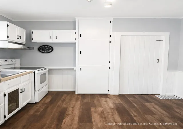 Photo 3 of Single family home for sale at 137 Park Ave, Allegan, MI 49010 | MLS# 71026033046 | Listing updated on 2026-08-04