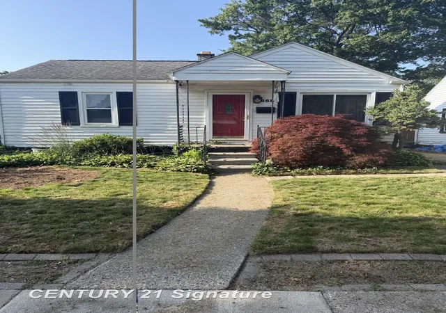 Photo 1 of Single family home for sale at 658 E Coy Ave, Hazel Park, MI 48030 | MLS# 5050213428 | Listing updated on 2026-07-06