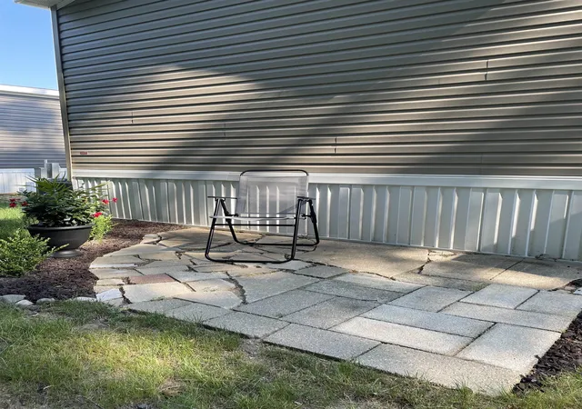 3rd image of 1178 Ironstone Dr, Mount Pleasant, MI 48858 | MLS# 79080070470