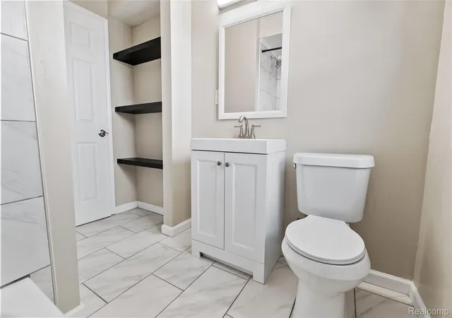 Photo 4 of Single family home for sale at 19957 Chapel St, Detroit, MI 48219 | MLS# 20261049888 | Listing updated on 2026-09-30