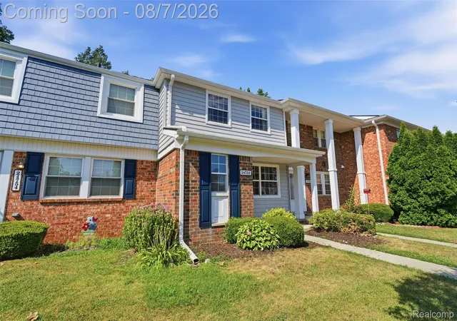 2nd image of 24752 Olde Orchard St, Novi, MI 48375 | MLS# 20261049897