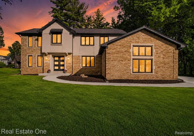1st image of 2141 Hickory Leaf Ct N, Rochester Hills, MI 48309 | MLS# 20261049910