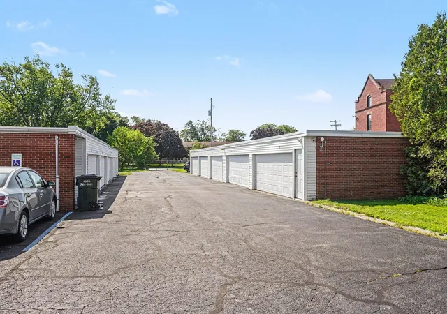 Photo 1 of Condo for sale at 1249 Lakeshore Dr #115, Muskegon, MI 49441 | MLS# 71026033088 | Listing updated on 2026-08-05