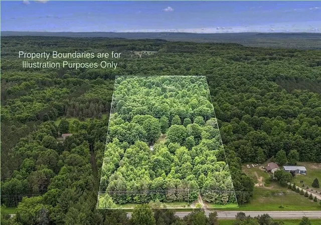 3rd image of 7346 Traverse Rd, Thompsonville, MI 49683 | MLS# 78080070481