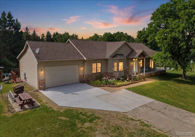 Photo 3 of Single family home for sale at 1350 Bald Eagle Lake Rd, Ortonville, MI 48462 | MLS# 20261049951 | Listing updated on 2026-09-27