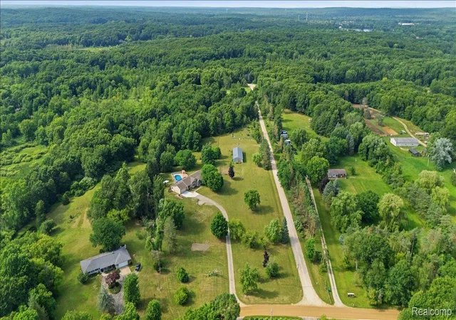 Photo 3 of Single family home for sale at 1350 Bald Eagle Lake Rd, Ortonville, MI 48462 | MLS# 20261049951 | Listing updated on 2026-09-27