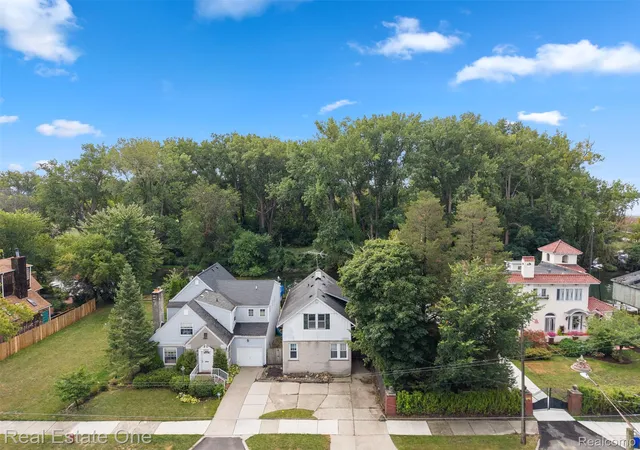 Photo 1 of Sale Pending at 14356 Harbor Is, Detroit, MI 48215 | MLS# 20261049963 | Listing updated on 2026-09-10