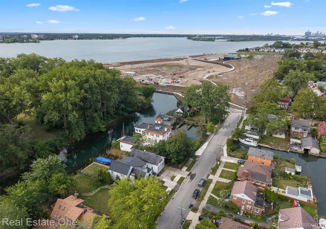 Photo 3 of Single family home for sale at 14356 Harbor Is, Detroit, MI 48215 | MLS# 20261049963 | Listing updated on 2026-09-22