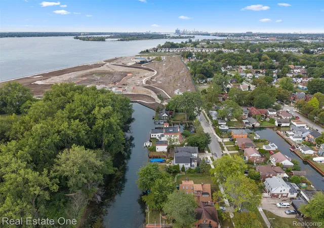 Photo 4 of Single family home for sale at 14356 Harbor Is, Detroit, MI 48215 | MLS# 20261049963 | Listing updated on 2026-09-22