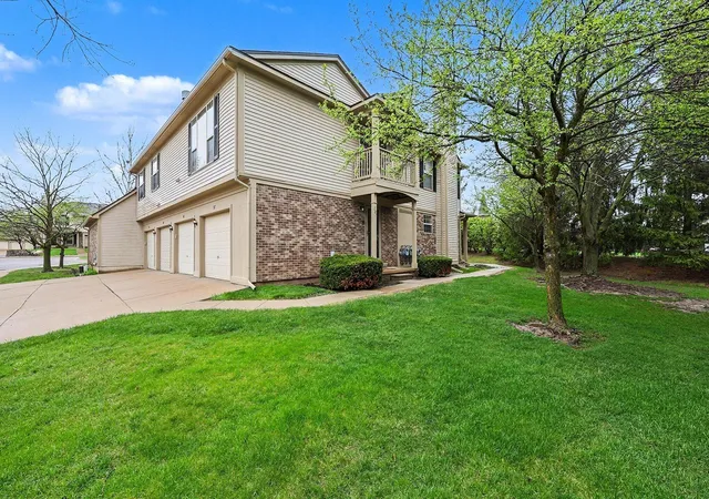 Photo 1 of Condo for sale at 107 Commons Cir, Saline, MI 48176 | MLS# 81026033110 | Listing updated on 2026-09-11