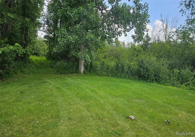 Photo 1 of Sale Pending at 000 Joey Dr, Pinckney, MI 48169 | MLS# 20261049972 | Listing updated on 2026-07-17