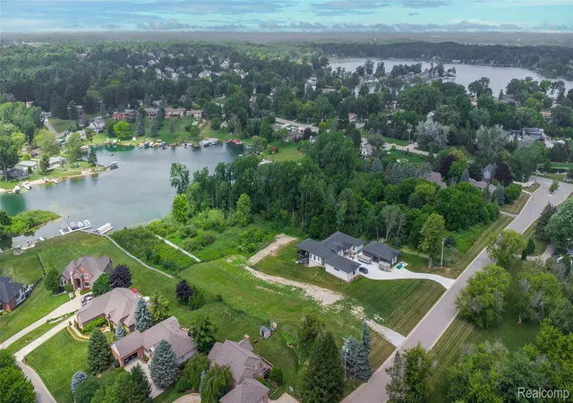 Photo 3 of Land for sale at 4172 Northshore Dr, Fenton Charter Township Genesee, MI 48430 | MLS# 20261049980 | Listing updated on 2026-07-06