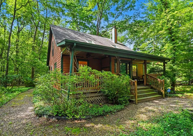 2nd image of 13189 Three Oaks Rd, Sawyer, MI 49125 | MLS# 69026033128