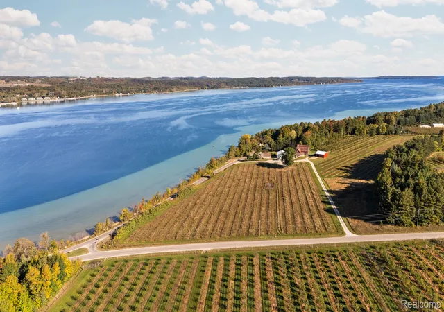 Photo 4 of Land for sale at Parcel 6 Cherry Beach Ct, Suttons Bay Township Leelanau, MI 49682 | MLS# 20261049994 | Listing updated on 2026-07-13